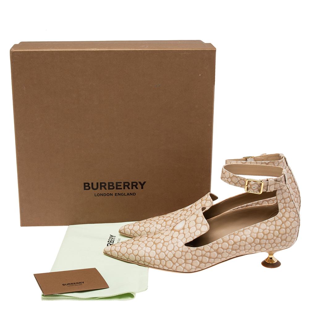 Burberry Beige Printed Leather Kitten Heel 35 Ankle Strap Pumps Size 37.5 4