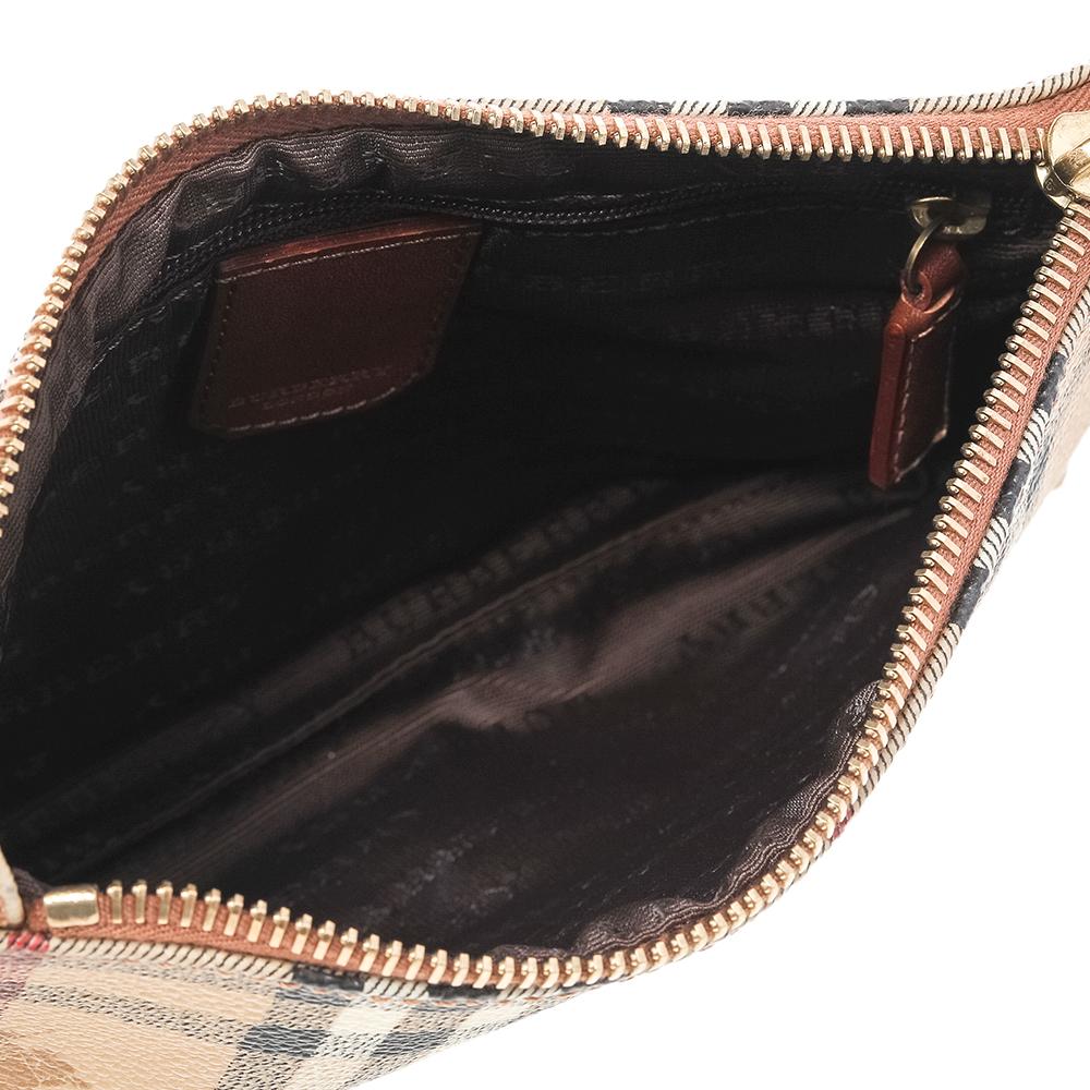 Burberry Beige/Rot Haymarket Check PVC und Leder Pochette Tasche 7