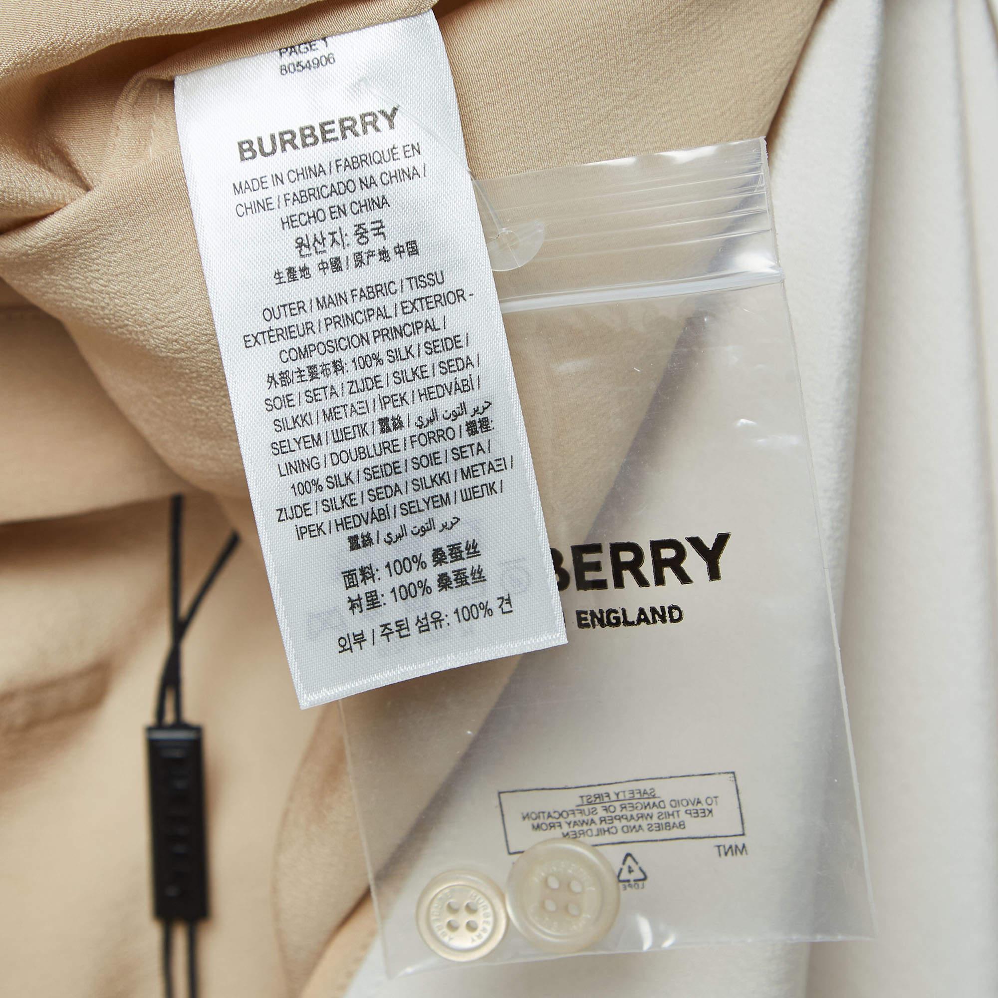 Burberry - Camicetta senza maniche con abbottonatura ad A in seta beige S In condizioni ottime in vendita a Dubai, Al Qouz 2
