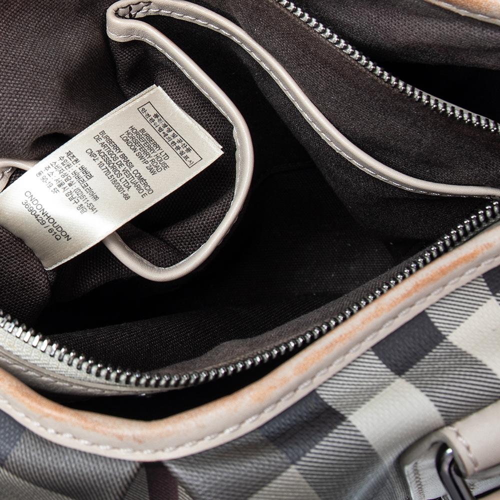 Kleine Northfield-Tasche aus beschichtetem Segeltuch mit Rauchkaro in Beige 1
