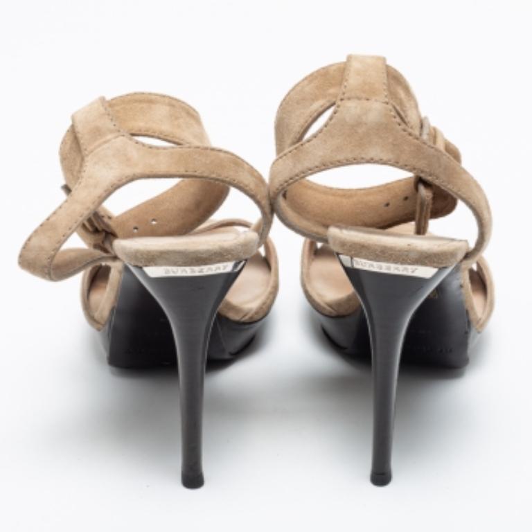 De las mujeres Burberry Sandalias con puño en el tobillo de ante beige talla 39 en venta