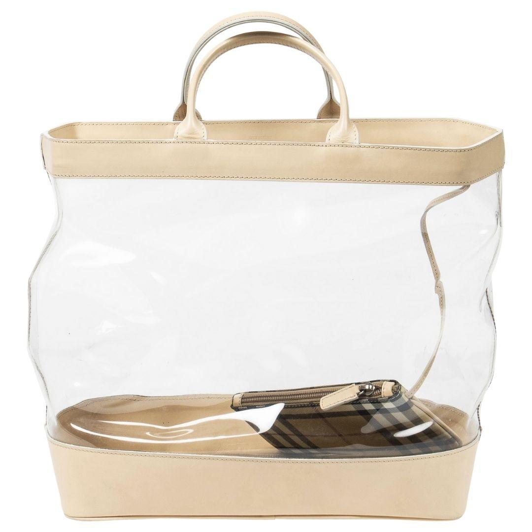 Burberry Beige/Transparent PVC Large Clear Tote In Good Condition For Sale In Atlanta, GA