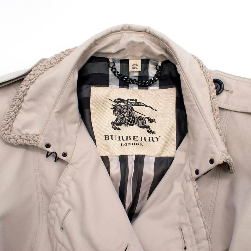 Burberry Beige Trench Coat For Sale 2