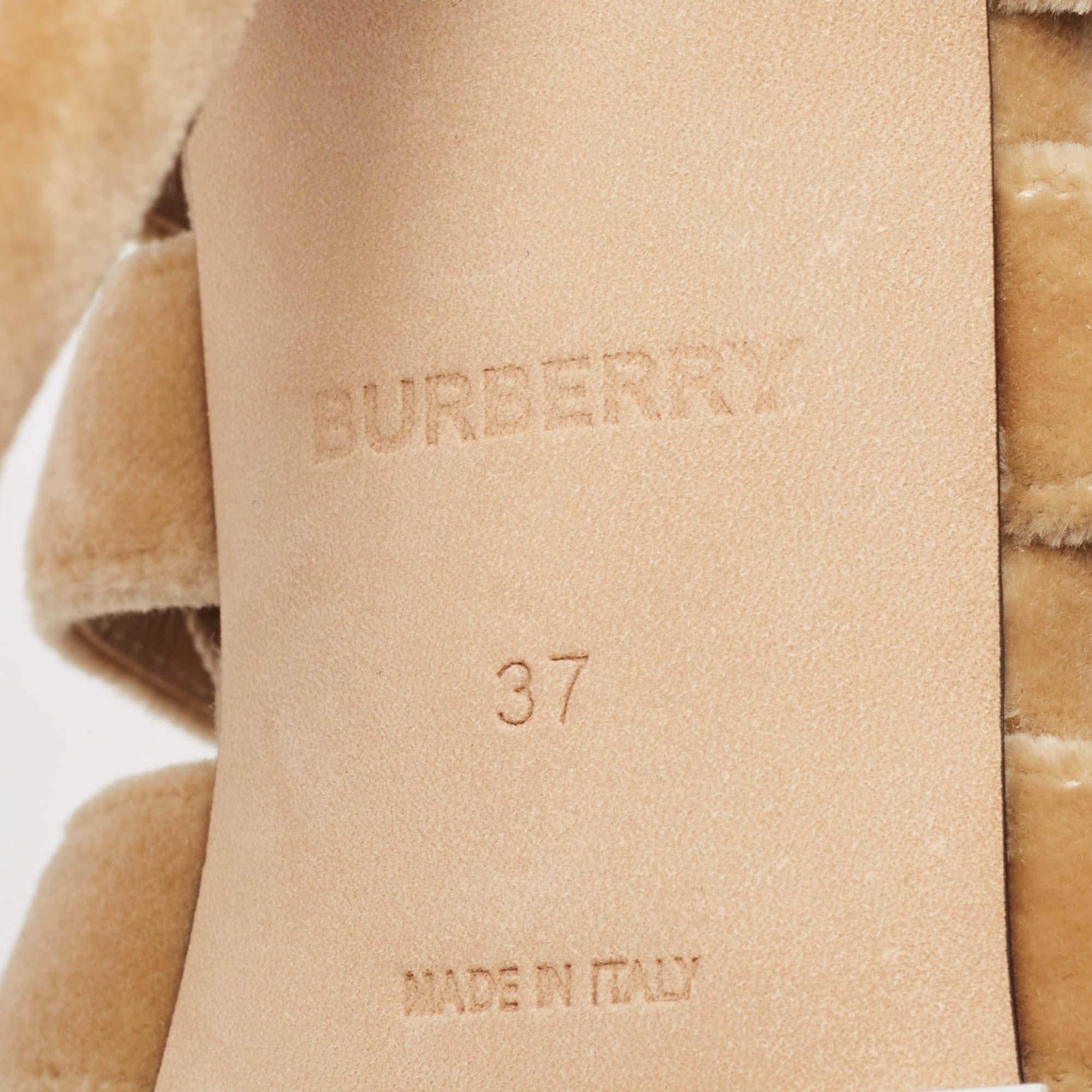 Burberry Beige Velvet Pointed Toe Strappy Pumps Size37 For Sale 4
