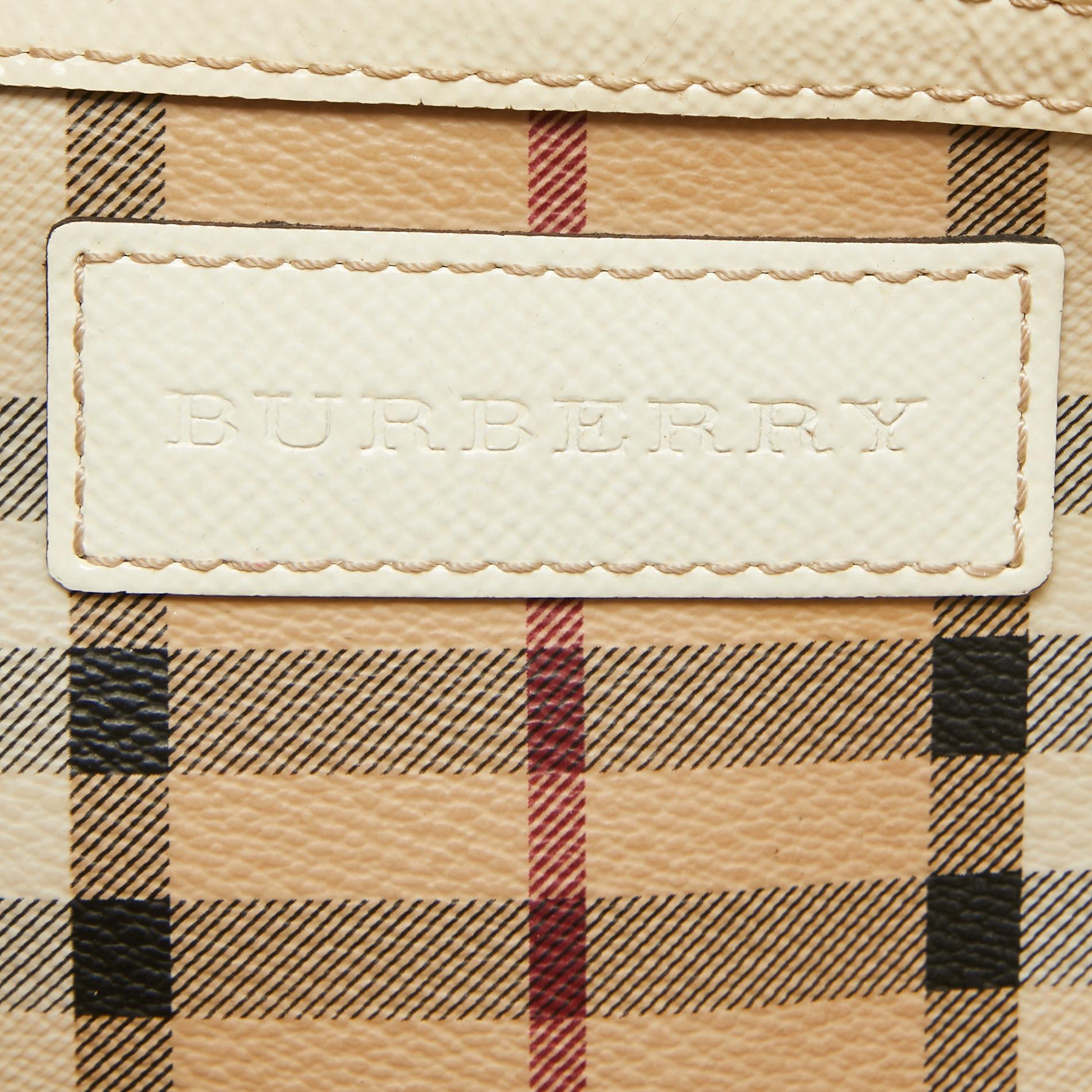 Burberry Beige/White Haymarket Check Coated Canvas and Patent Leather Small Cant For Sale 3