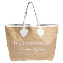 Riesige/Weiße Tragetasche aus Jute und Leder von Burberry