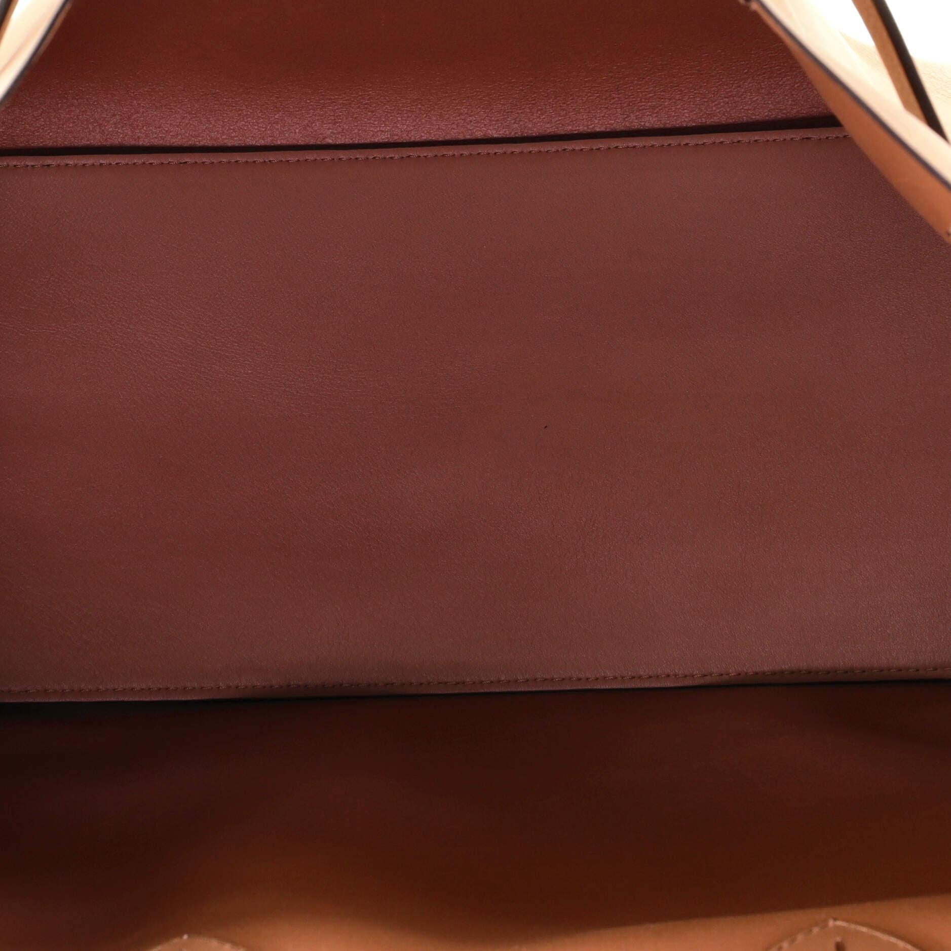 Burberry Belt Soft Tote Leather Medium 1