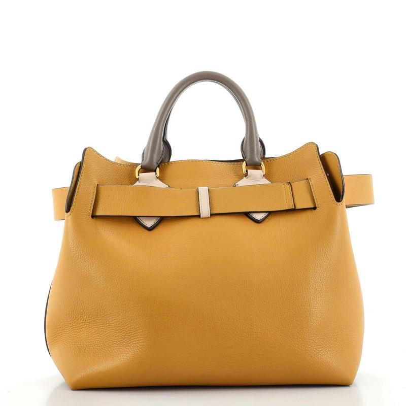 Burberry Belt Tote Leather Medium In Good Condition In NY, NY