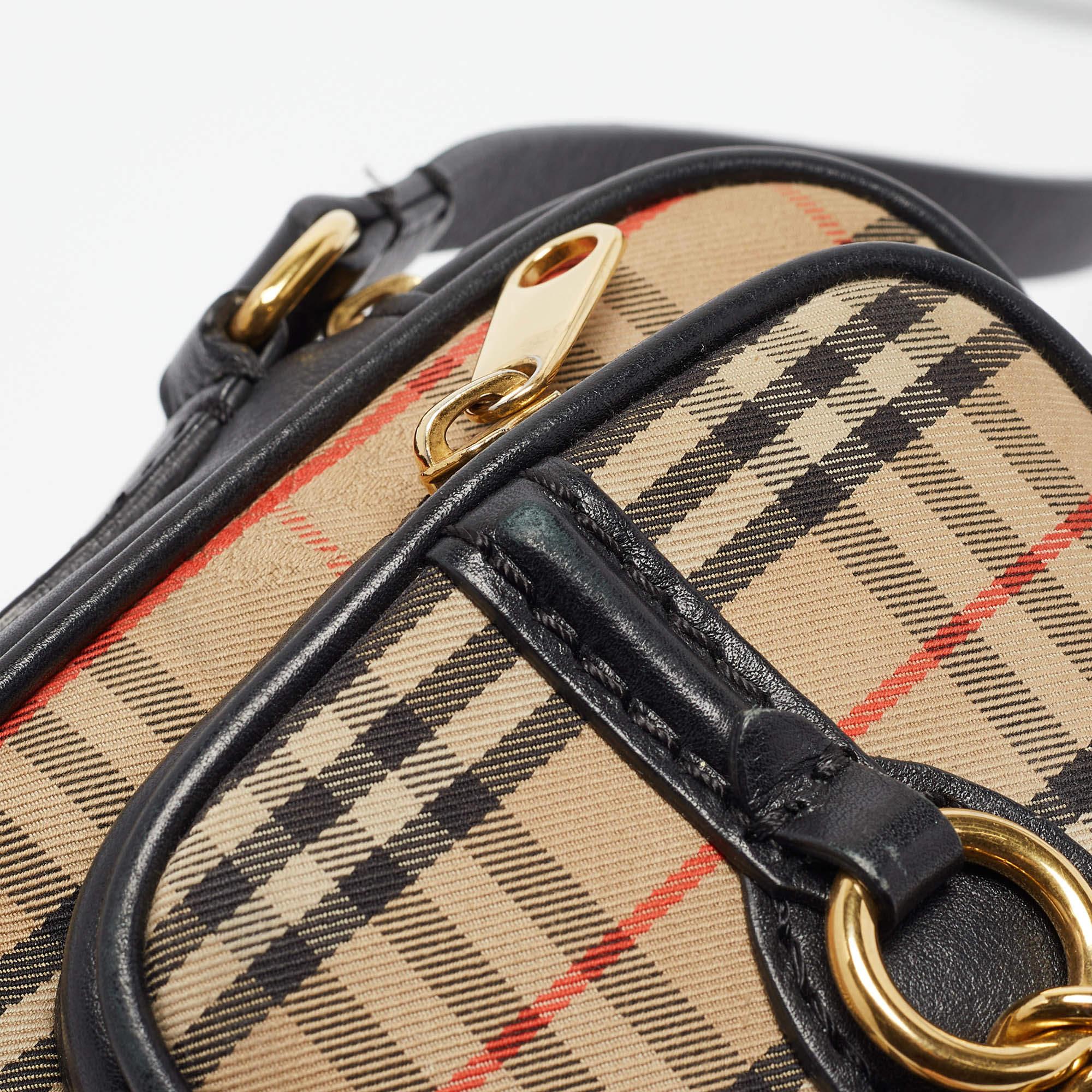 Burberry Black/Beige 1983 Knight Check Fabric and Leather Link Bum Belt Bag For Sale 5