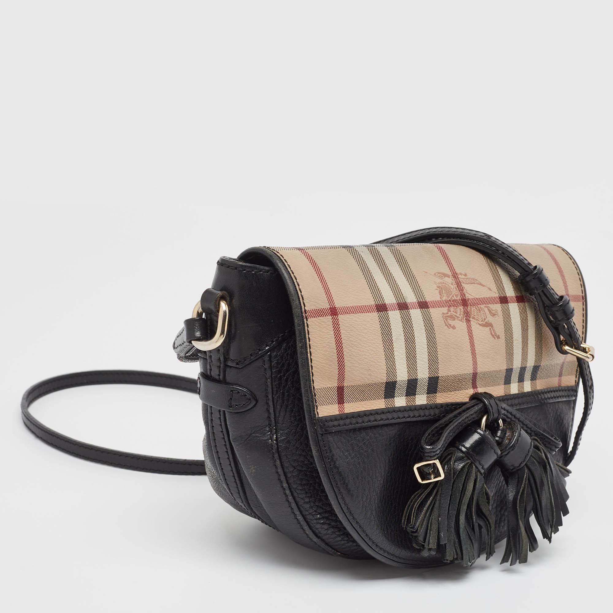 Burberry Black/Beige Haymarket Coated Canvas and Leather Maydown Crossbody Bag In Fair Condition In Dubai, Al Qouz 2