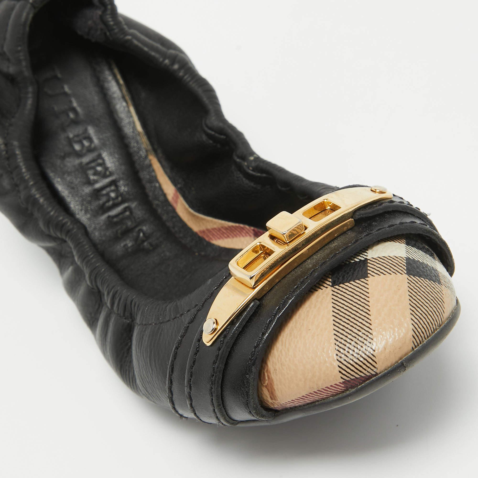 Bailarinas Burberry Negro /Beige House Check Lona y Piel Talla 35 en venta 3