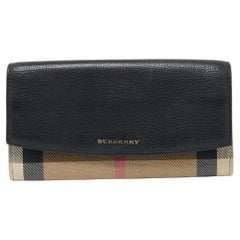 Burberry Schwarz/Beige House Check Portemonnaie aus Segeltuch und Leder mit Lederklappe Continental Wallet