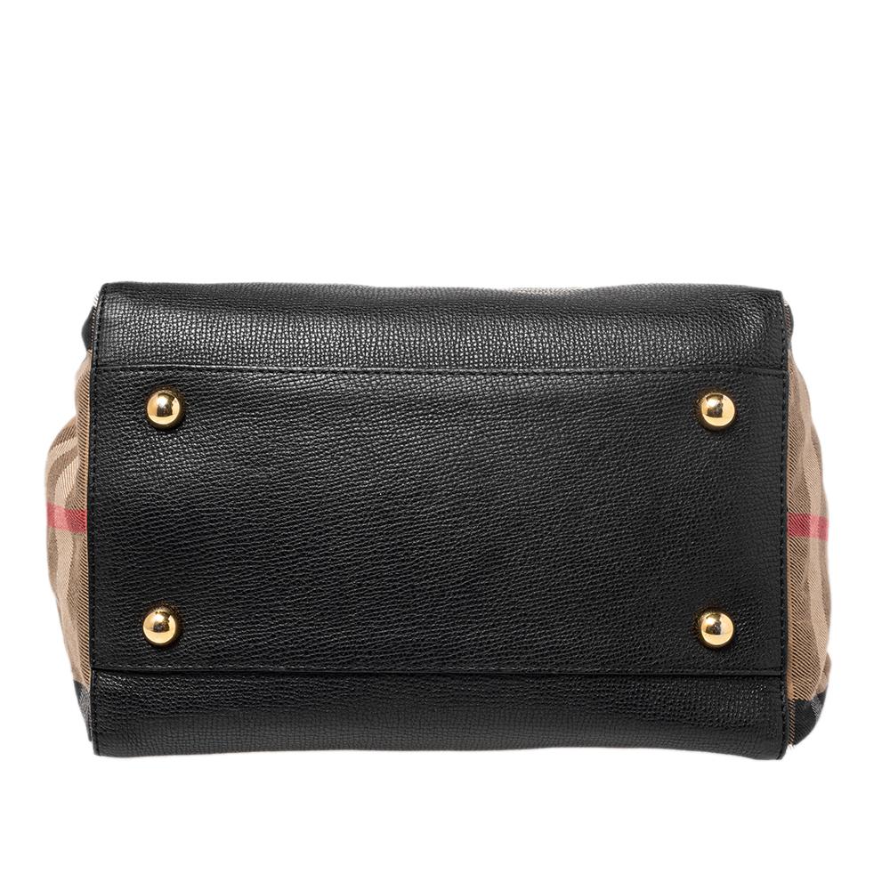 burberry house check crossbody
