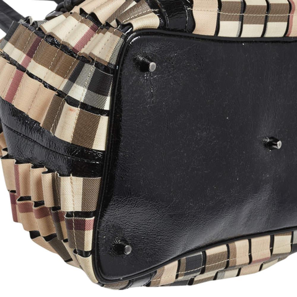 Burberry Black/Beige House Check PVC and Patent Leather Lowry Ruffled Tote In Good Condition In Dubai, Al Qouz 2