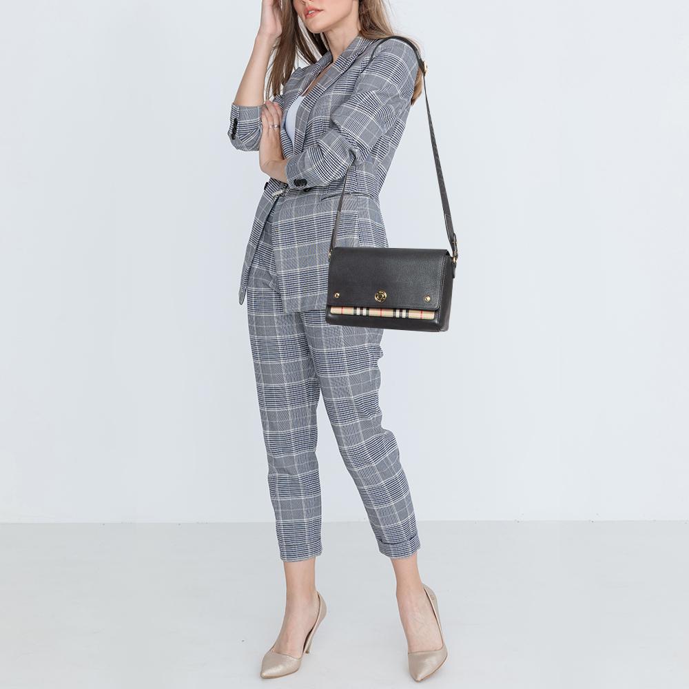 If you are looking for something that reflects chic and luxury, then this bag is a perfect choice. Crafted from premium materials, it can be conveniently carried around, and its interior is spaciously sized to house your belongings with