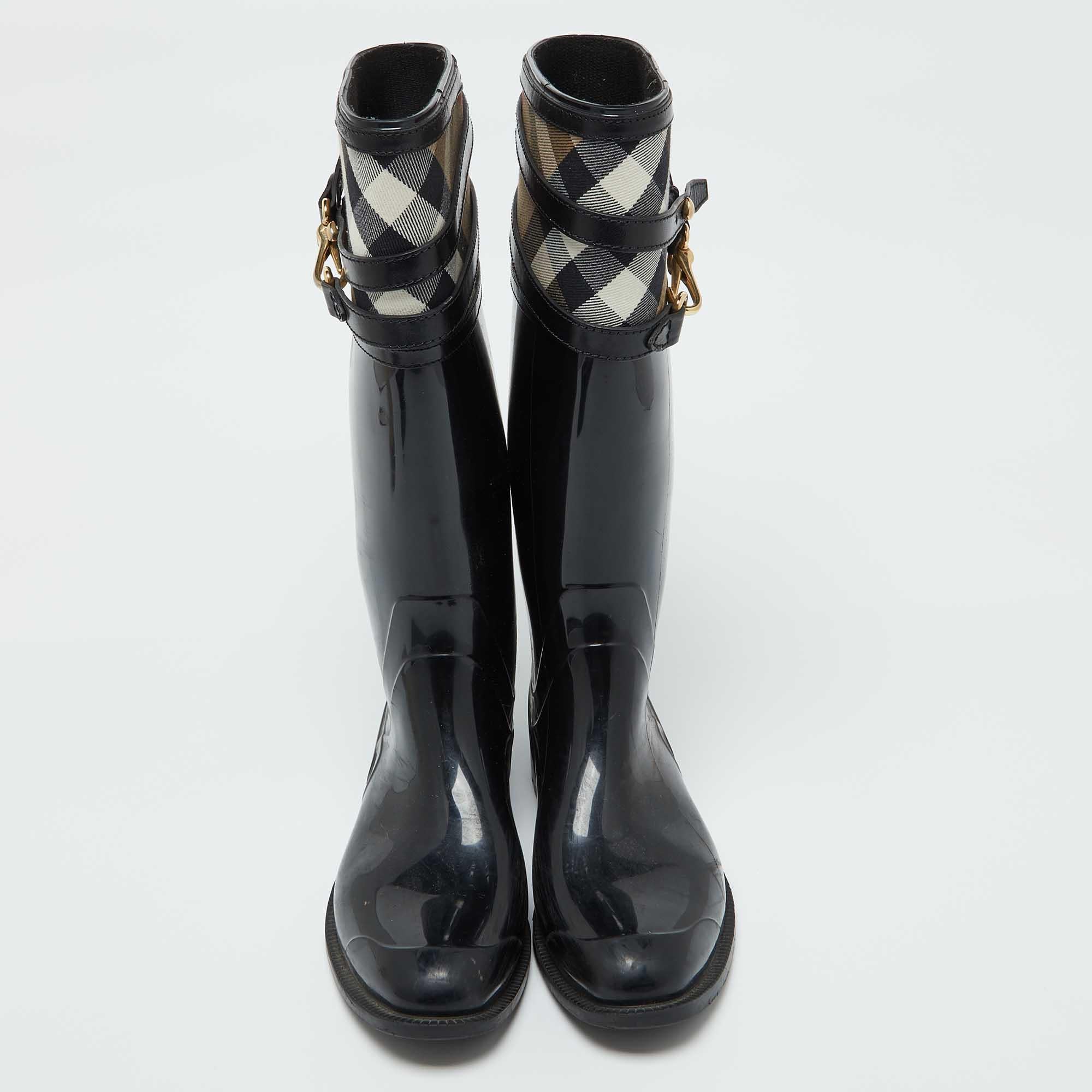 Noir Bottes de pluie en caoutchouc et toile à carreaux Burberry noir/beige Taille 38