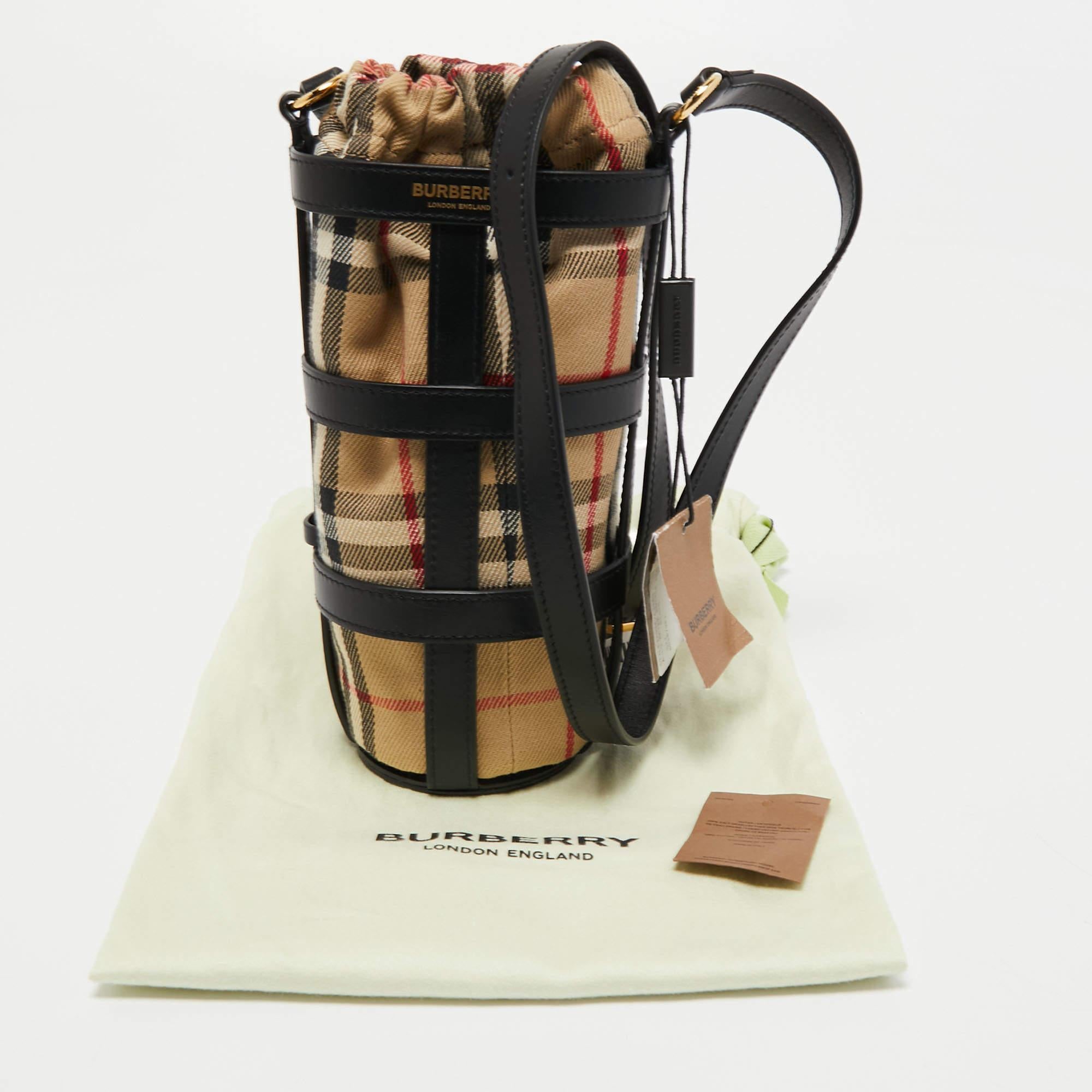 Burberry Black/Beige Vintage Check Canvas and Leather Water Bottle Holder 1