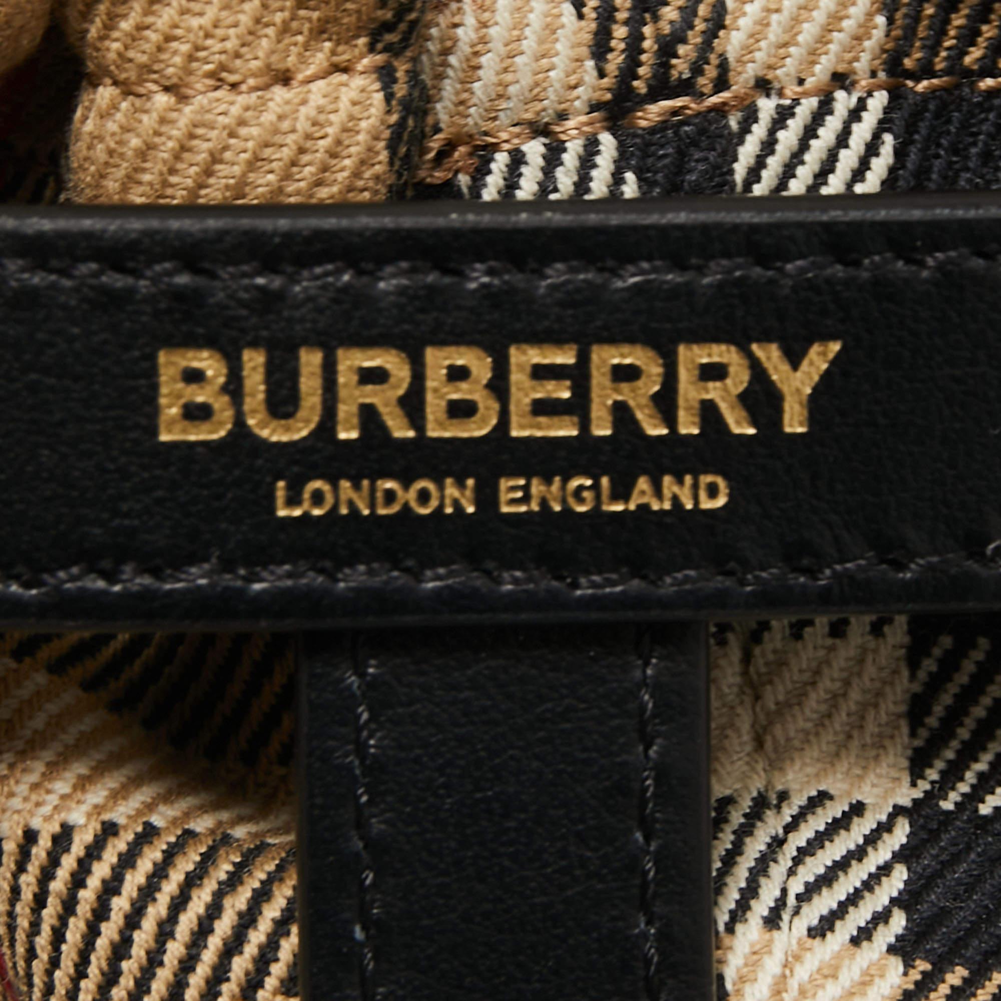 Burberry Black/Beige Vintage Check Canvas and Leather Water Bottle Holder 3