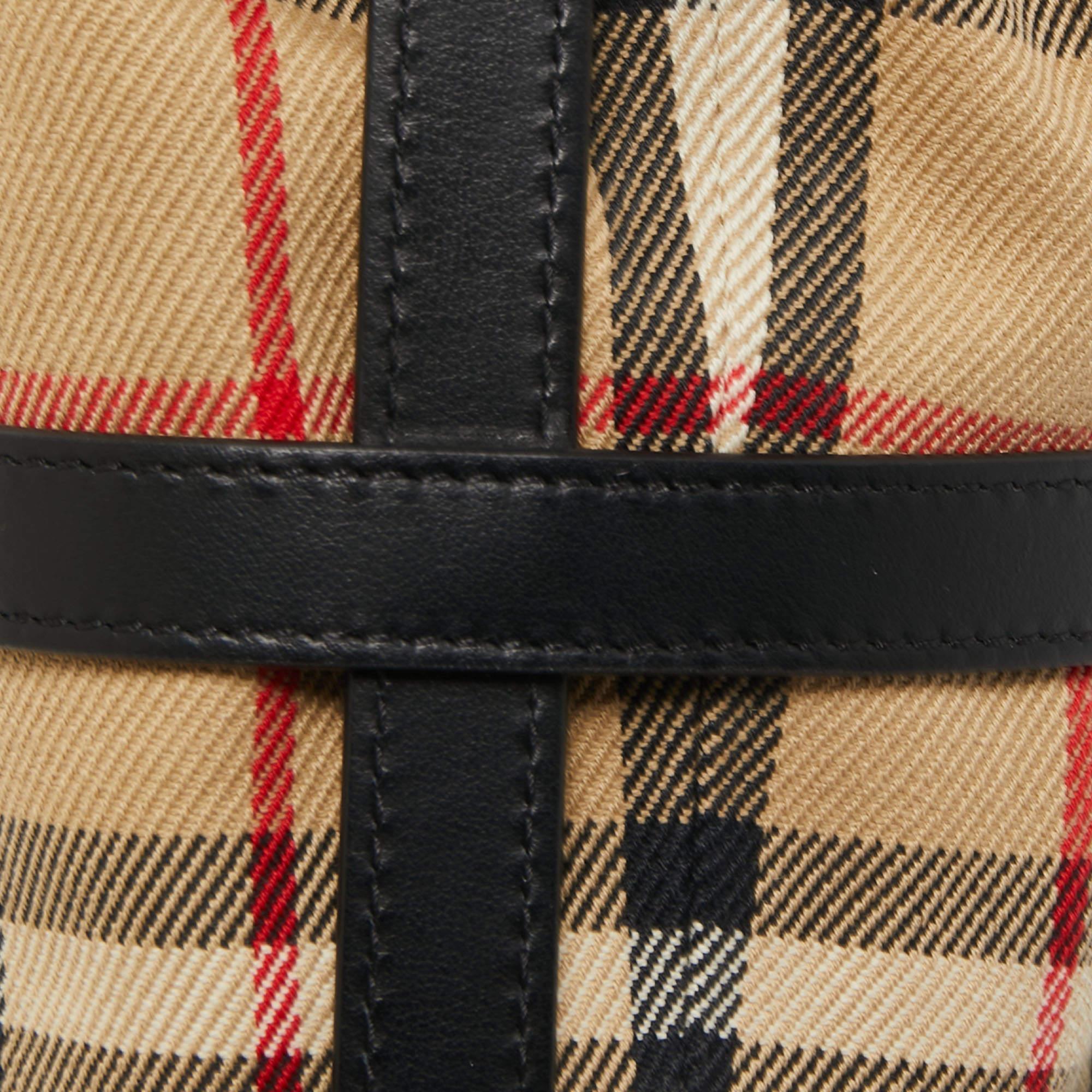 Burberry Black/Beige Vintage Check Canvas and Leather Water Bottle Holder 4