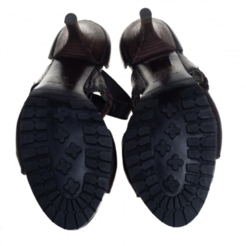 Burberry Black/Brown Leather Ankle Strap Sandals Size 38 In Good Condition For Sale In Dubai, Al Qouz 2