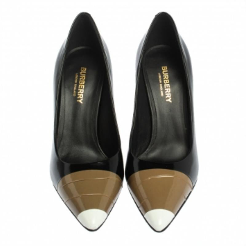 Burberry Black/Brown Leather & Patent Leather Pointed Toe Annalise Pumps Size 37 In Good Condition For Sale In Dubai, Al Qouz 2