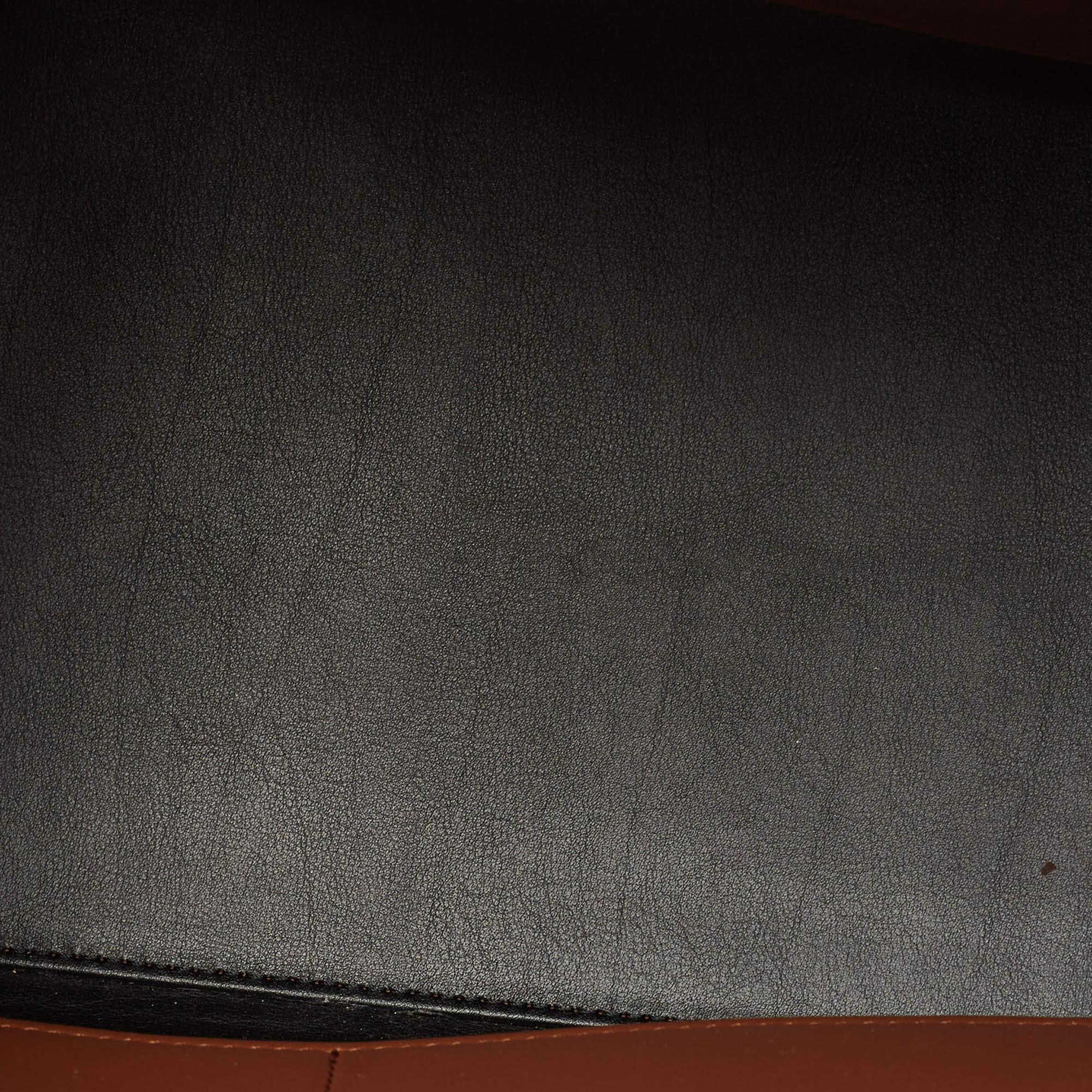 Burberry Black/Brown TB Monogram Coated Canvas and Leather Medium Belt Bag In New Condition In Dubai, Al Qouz 2