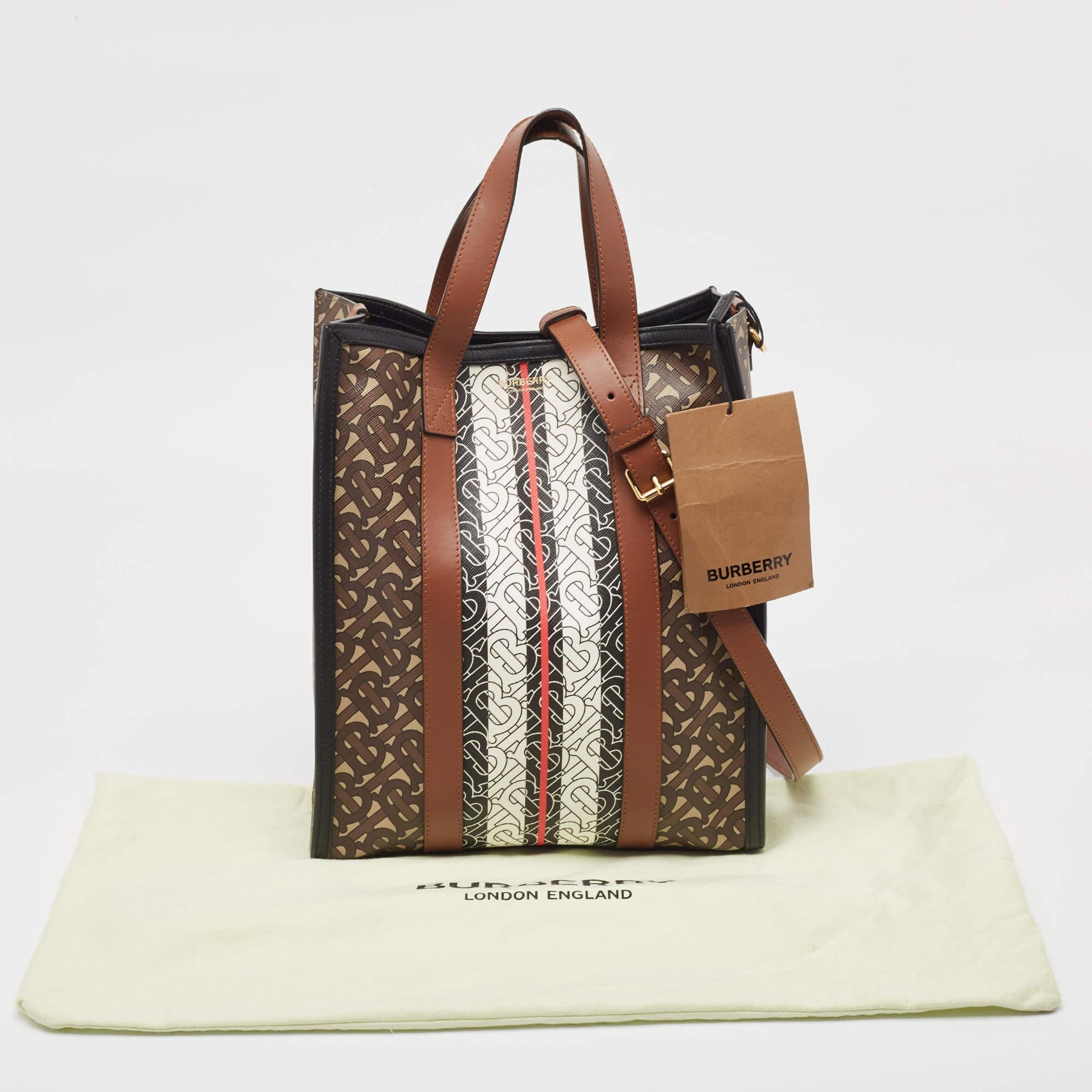 Bolso Burberry Negro/Marrón TB Monograma Lienzo Estucado y Piel Raya Retrato en venta 5