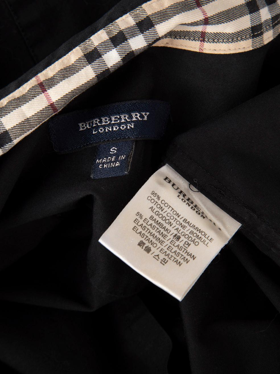 Burberry, camicia nera con bottoni e profili Nova Check, taglia S 1