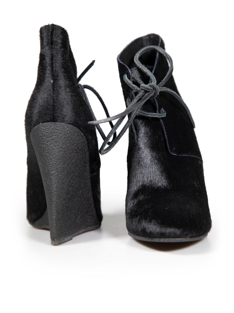Noir Burberry - Bottes à talons compensés en poils de veau noirs Benton - Taille IT 40 en vente
