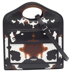 Burberry Schwarze Mini-Tasche aus Leder mit Camouflage-Druck