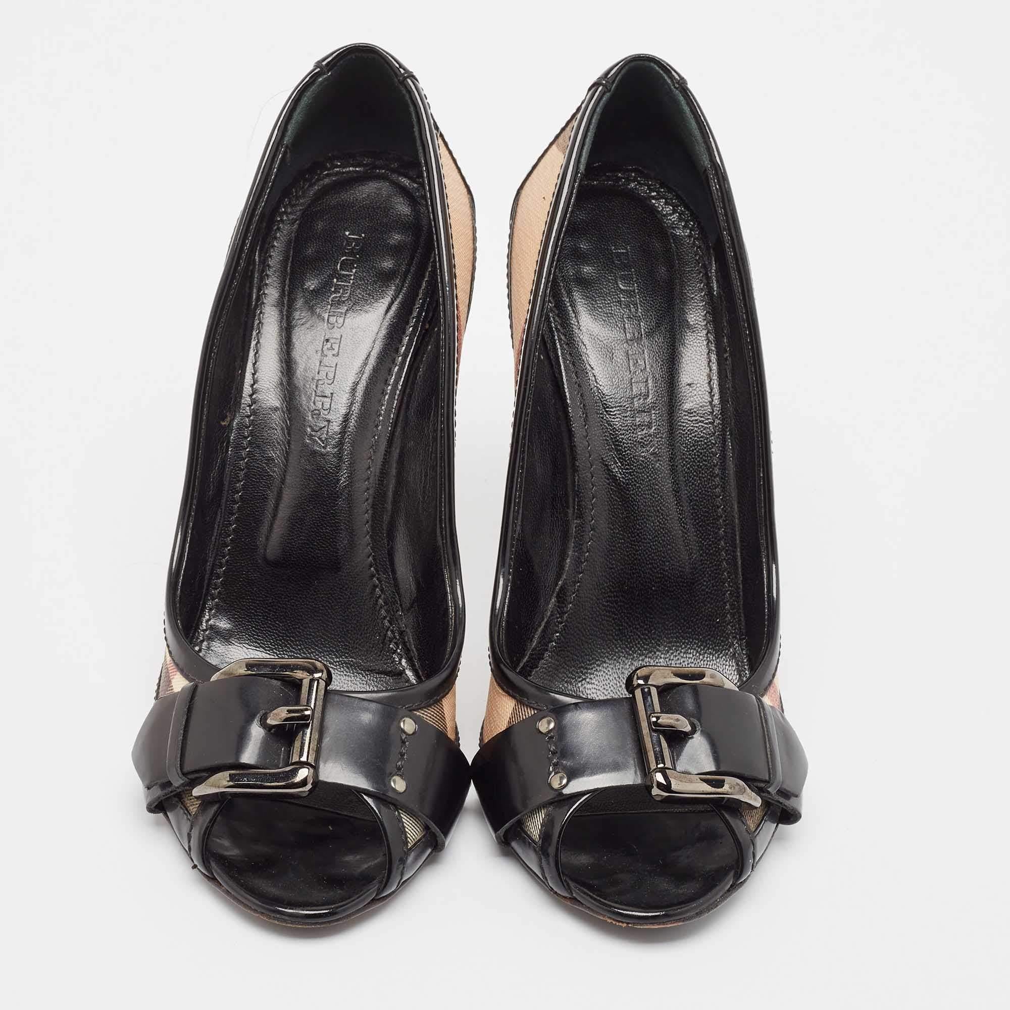 Nero Burberry Pumps Peep Toe in tela e vernice nera taglia 39