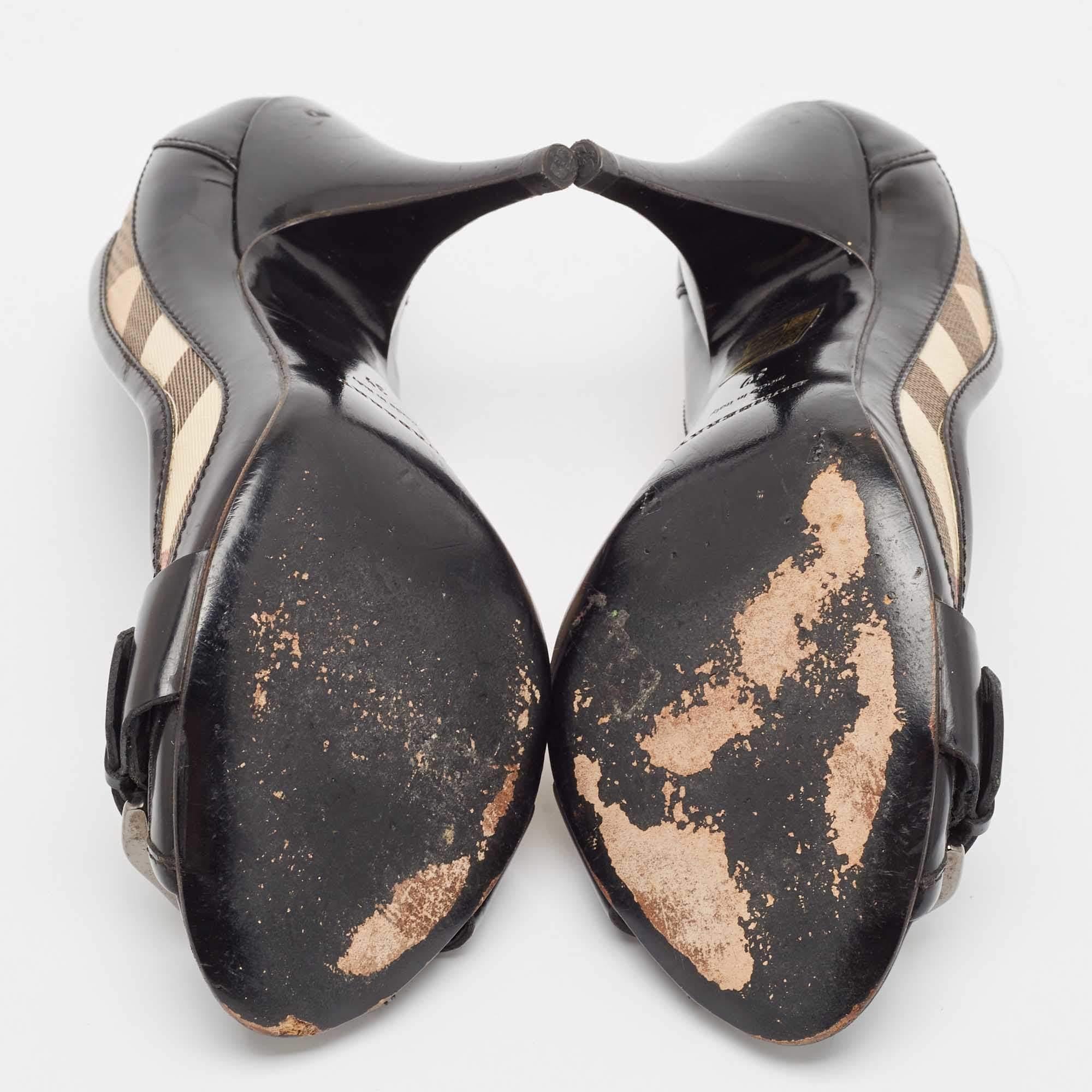 Burberry Pumps Peep Toe in tela e vernice nera taglia 39 1
