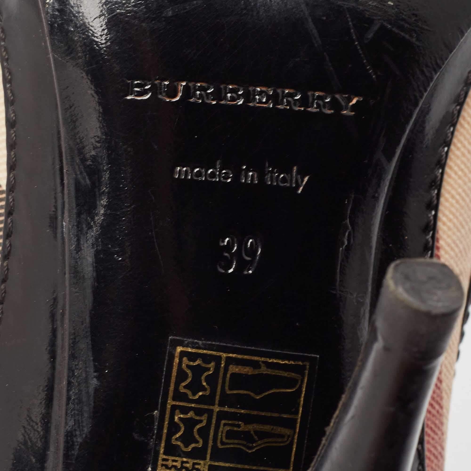 Burberry Pumps Peep Toe in tela e vernice nera taglia 39 3