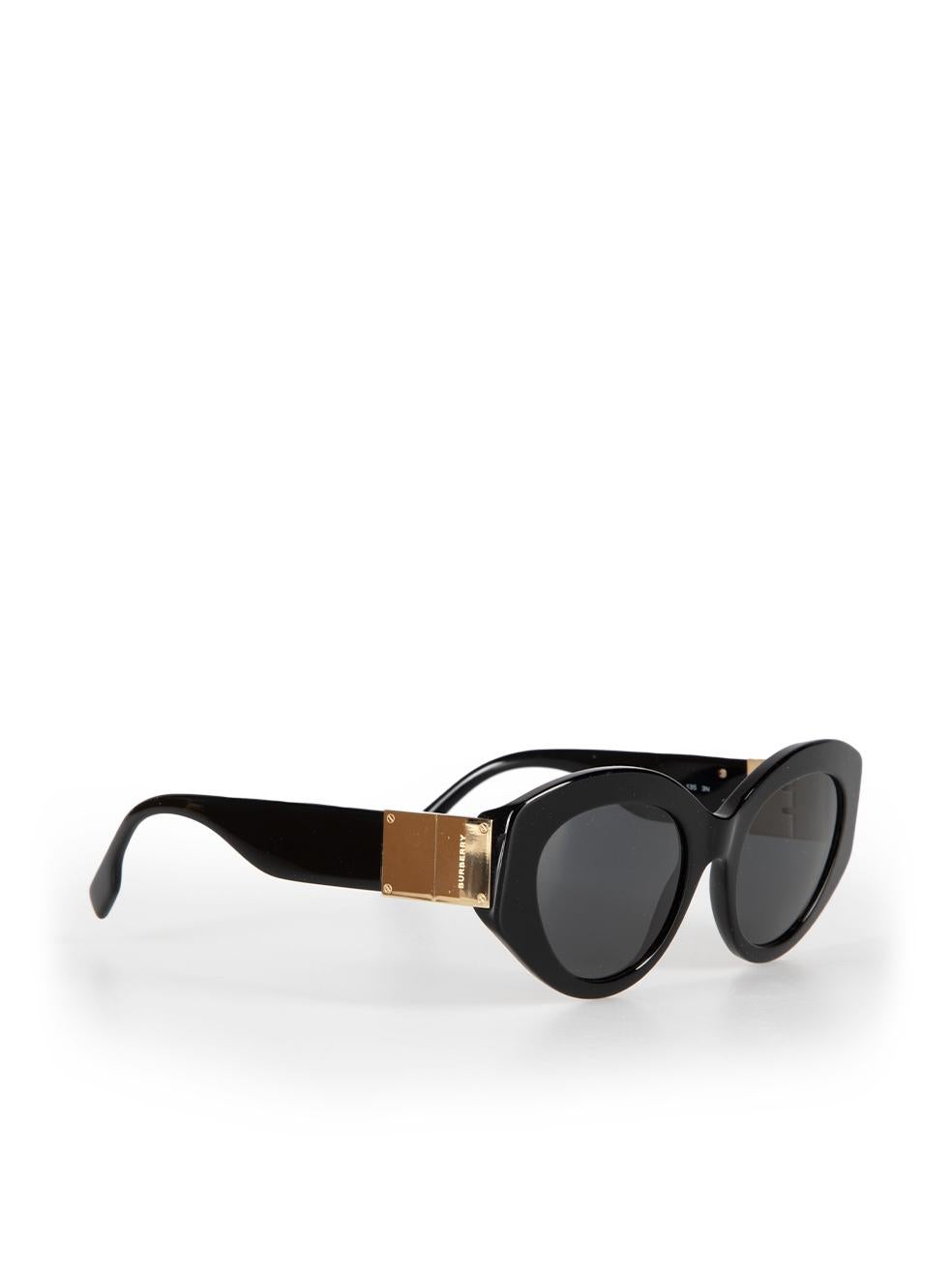 Burberry Black Cat Eye Sophia Sunglasses In New Condition For Sale In London, GB
