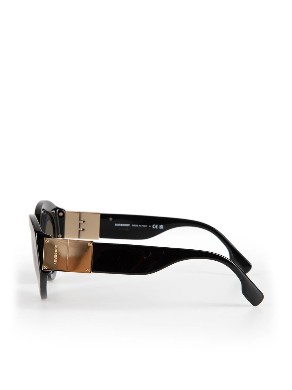 Burberry Black Cat Eye Sophia Sunglasses For Sale 1
