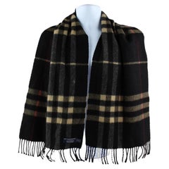 Burberry Bufanda de cuadros clásica negra 8bur1223