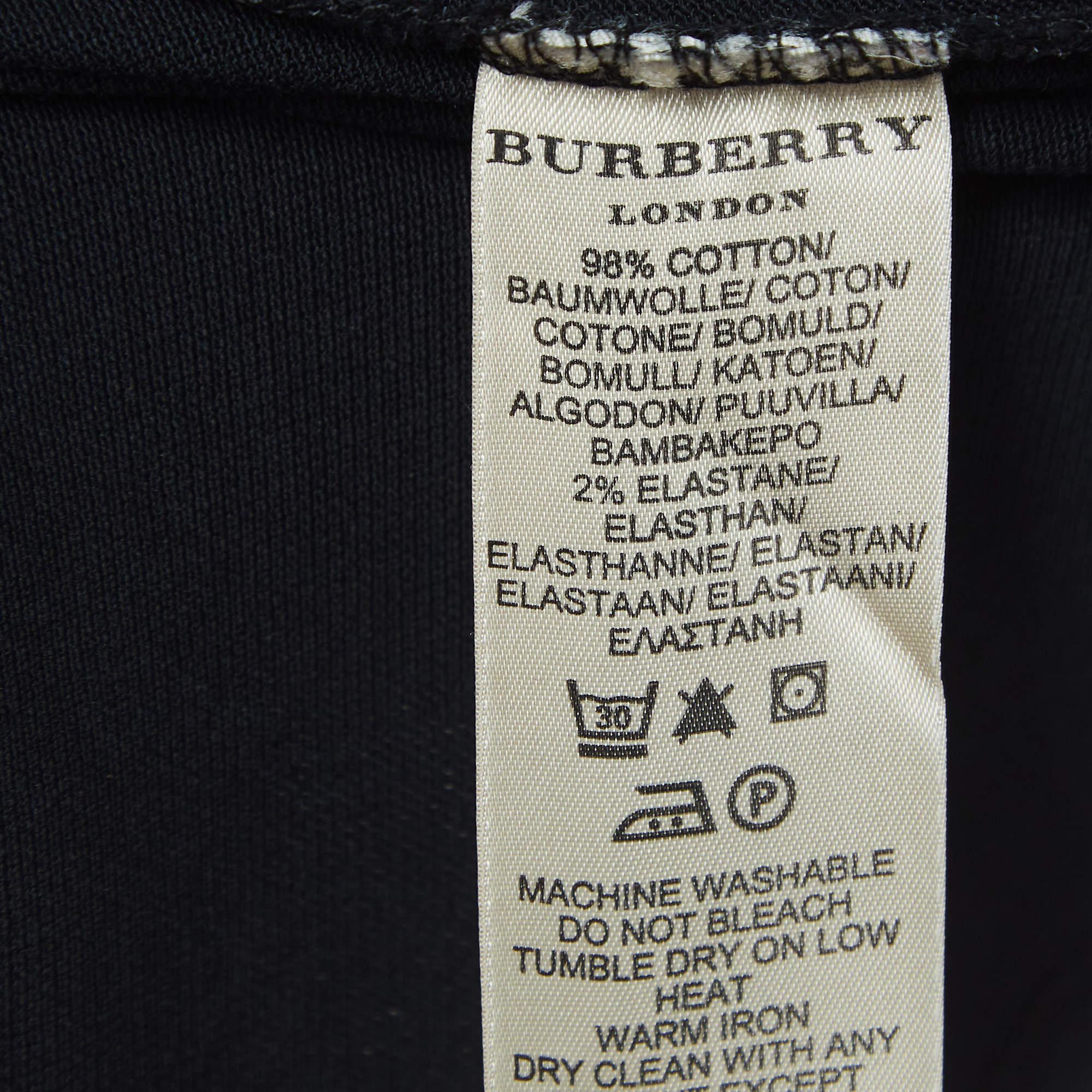 Burberry Black Cotton V-Neck Polo T-Shirt S In Excellent Condition In Dubai, Al Qouz 2