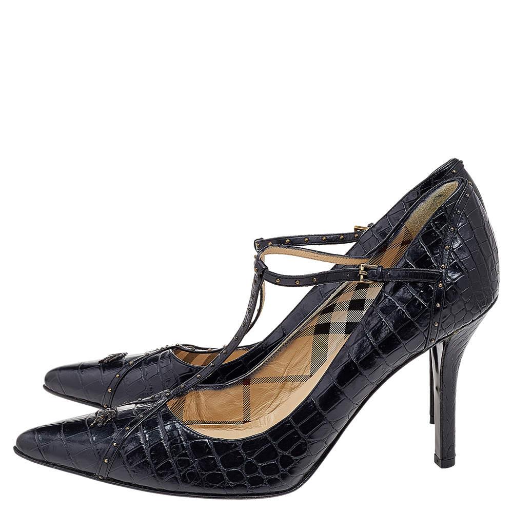 Burberry Black Croc Embossed Leather Pumps Size 40 For Sale 1