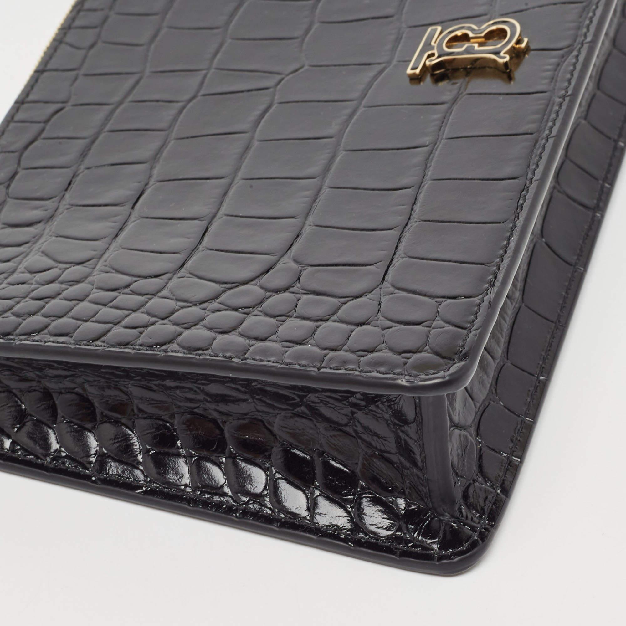 Burberry Black Croc Embossed Leather Shoulder Bag For Sale 8