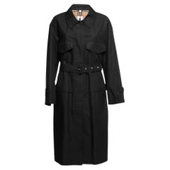 Burberry Black Gabardine Swingate Belted Trench Coat L