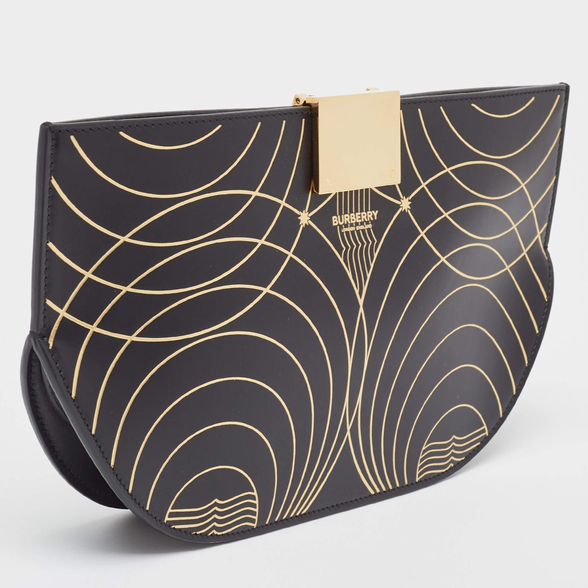 Burberry Black/Gold Printed Leather Olympia Wristlet Clutch For Sale 7