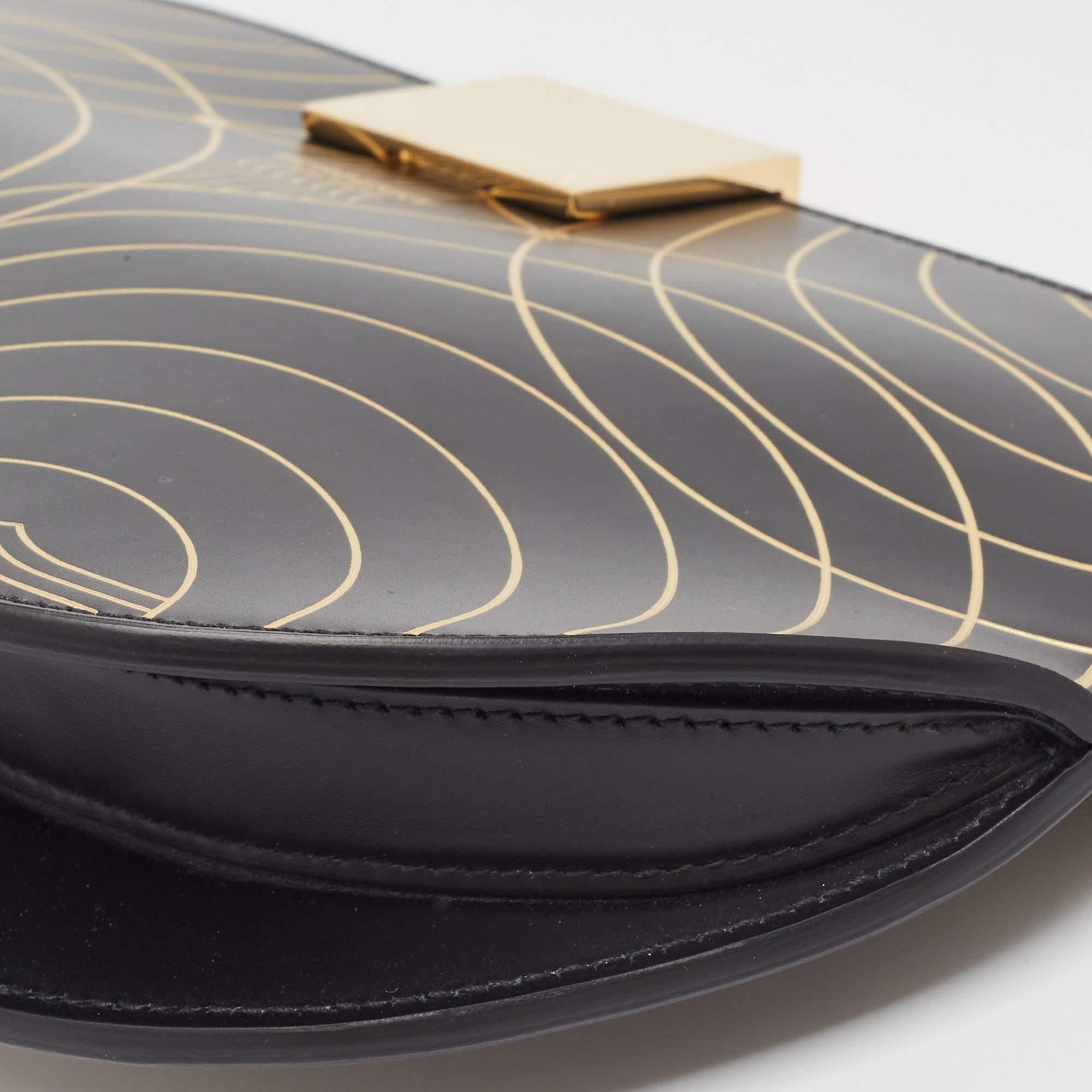 Burberry Black/Gold Printed Leather Olympia Wristlet Clutch For Sale 1