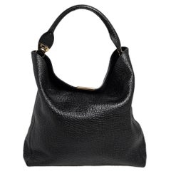 Lindburn Hobo aus schwarzem Traubenleder von Burberry