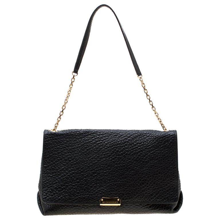 Burberry Black Grained Leather Langley Chain Shoulder Bag For Sale at ...