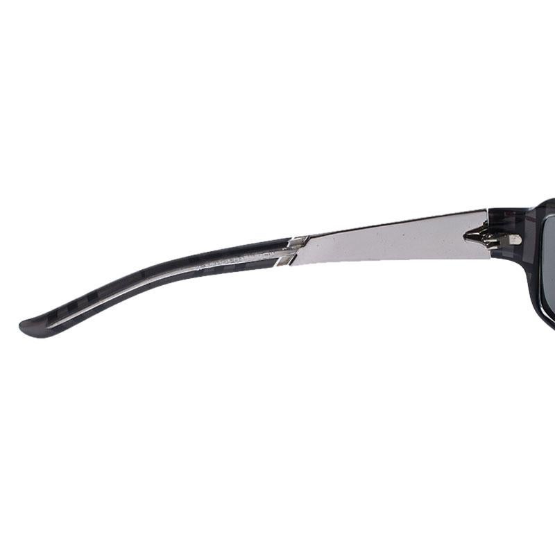 Burberry Black/Grey 8436/S Rectangle Sunglasses In Good Condition In Dubai, Al Qouz 2