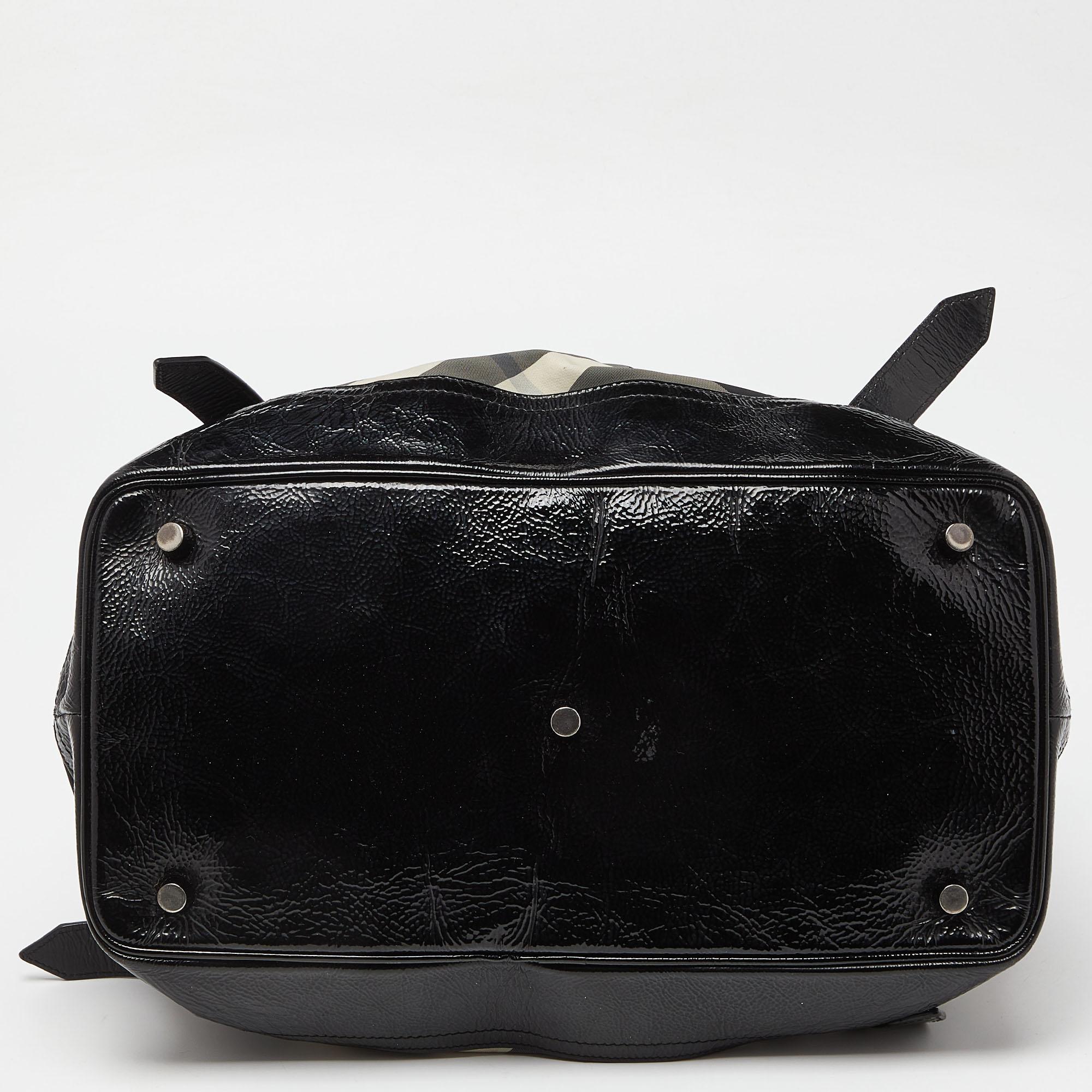 Burberry Black/Grey Beat Check Canvas and Patent Leather Lowry Tote 2