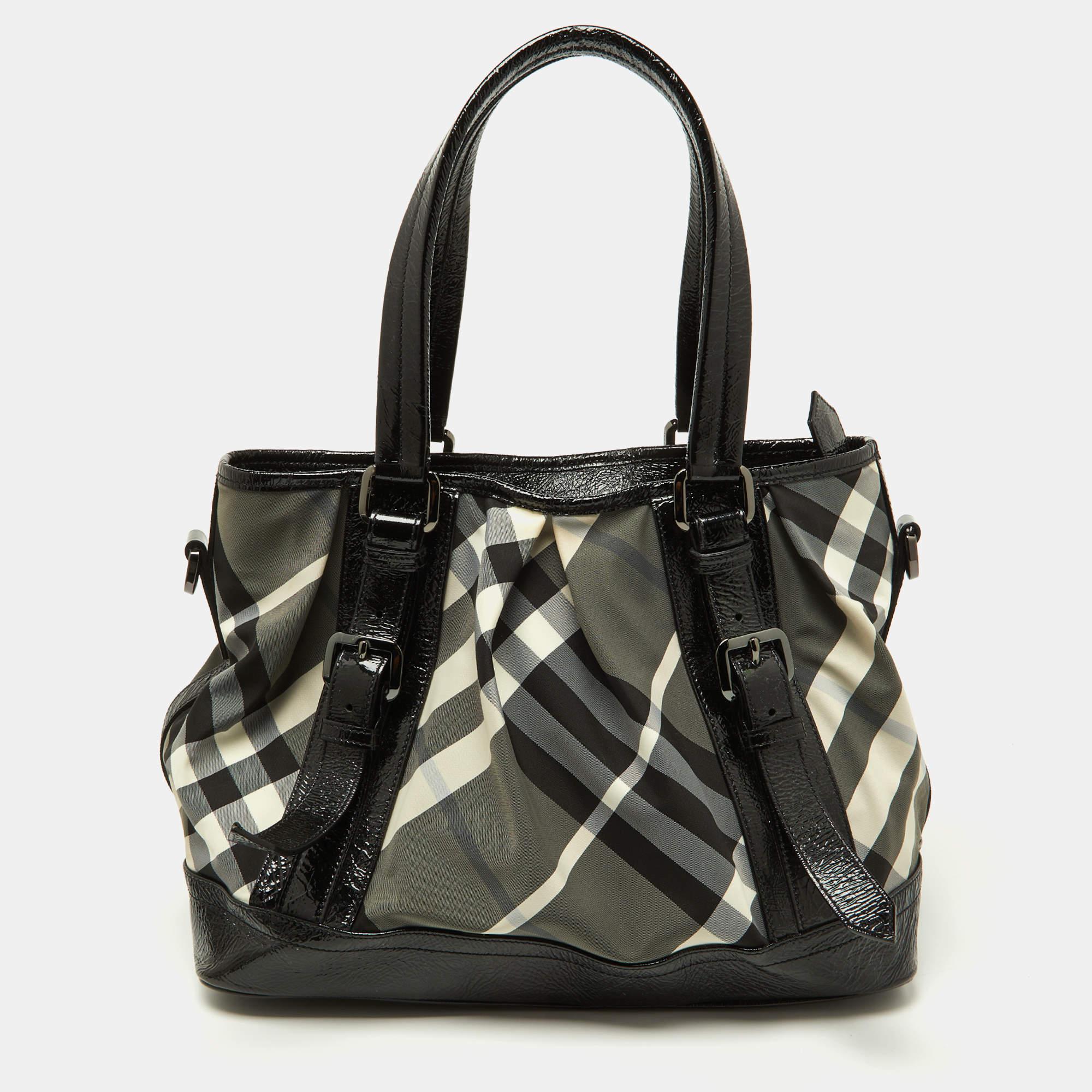 Burberry Black/Grey Beat Check Nylon and Patent Leather Lowry Tote For Sale 7