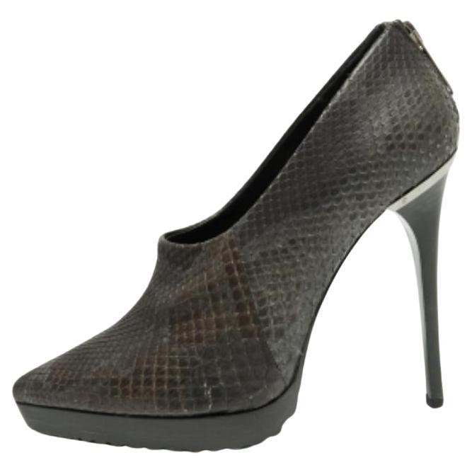 Burberry Stivali in pelle di pitone nero/grigio misura 38