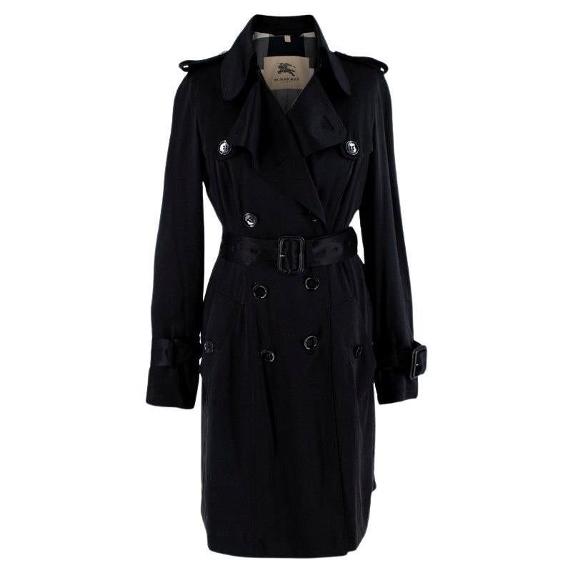 Burberry Black Hammered Silk-Satin Belted Trench Coat - US 0 For Sale