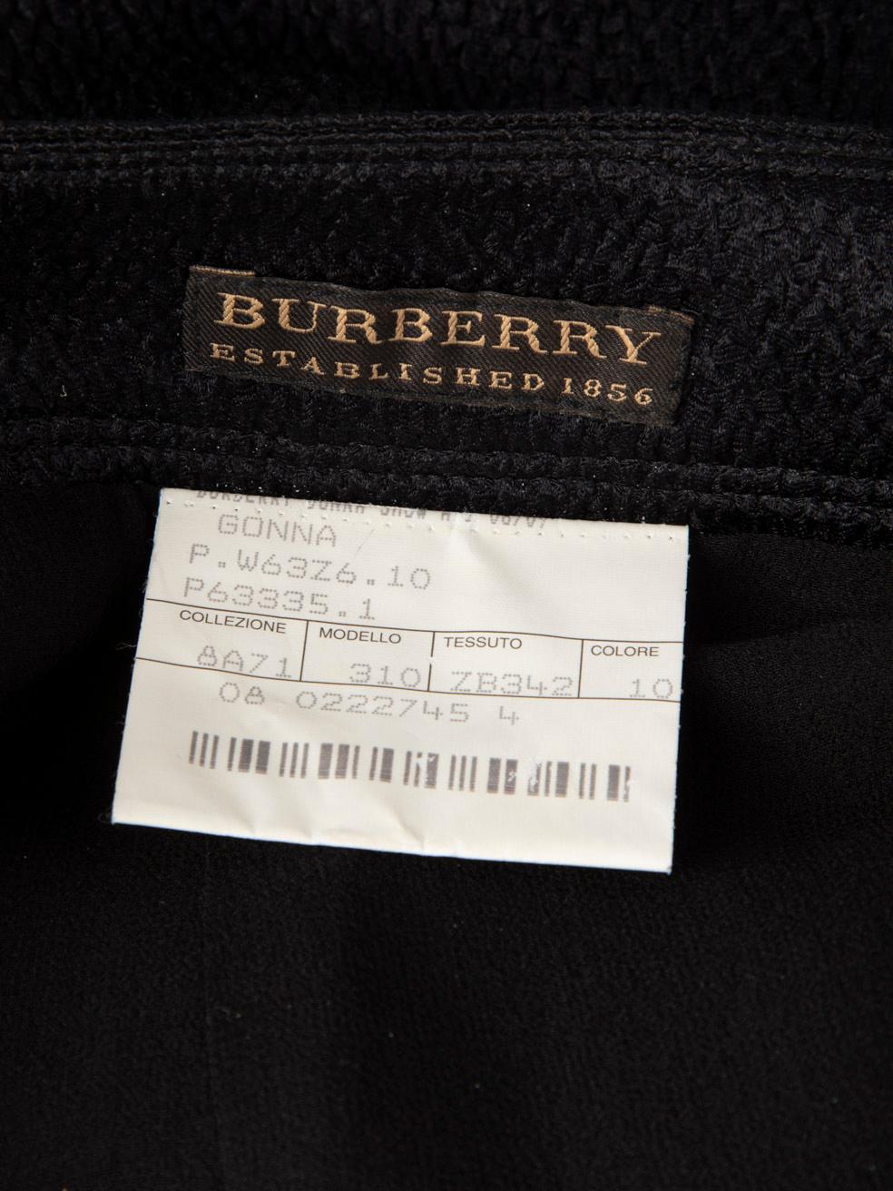 Women's Burberry Black Knee Length Side Detail Pencil Skirt Size S For Sale
